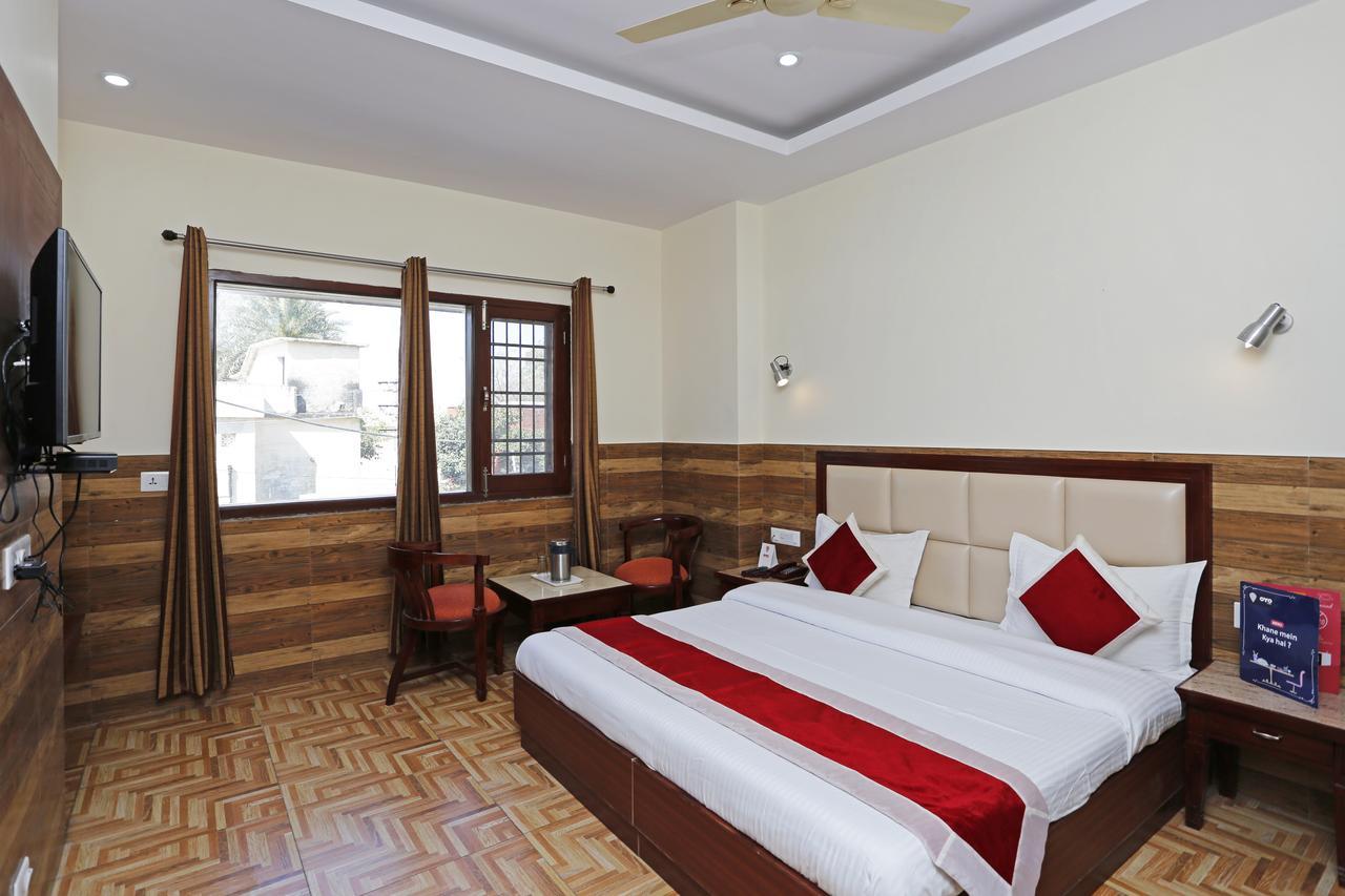 Hotel Vishnu Inn Dehradun Extérieur photo