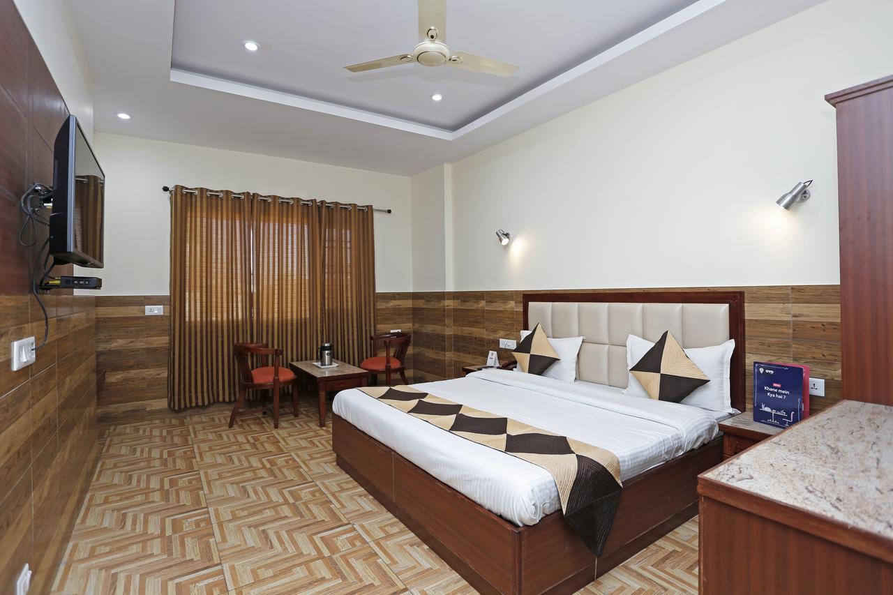 Hotel Vishnu Inn Dehradun Extérieur photo